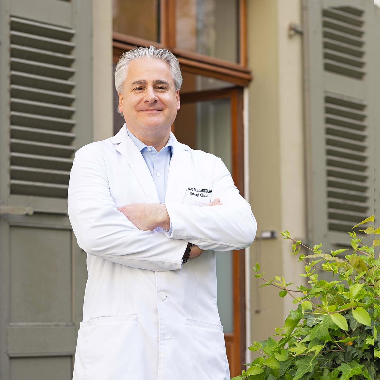 Portrait of Dr. Schlaudraff, plastic and asthetic surgeon at "Concept Clinic" in Geneva